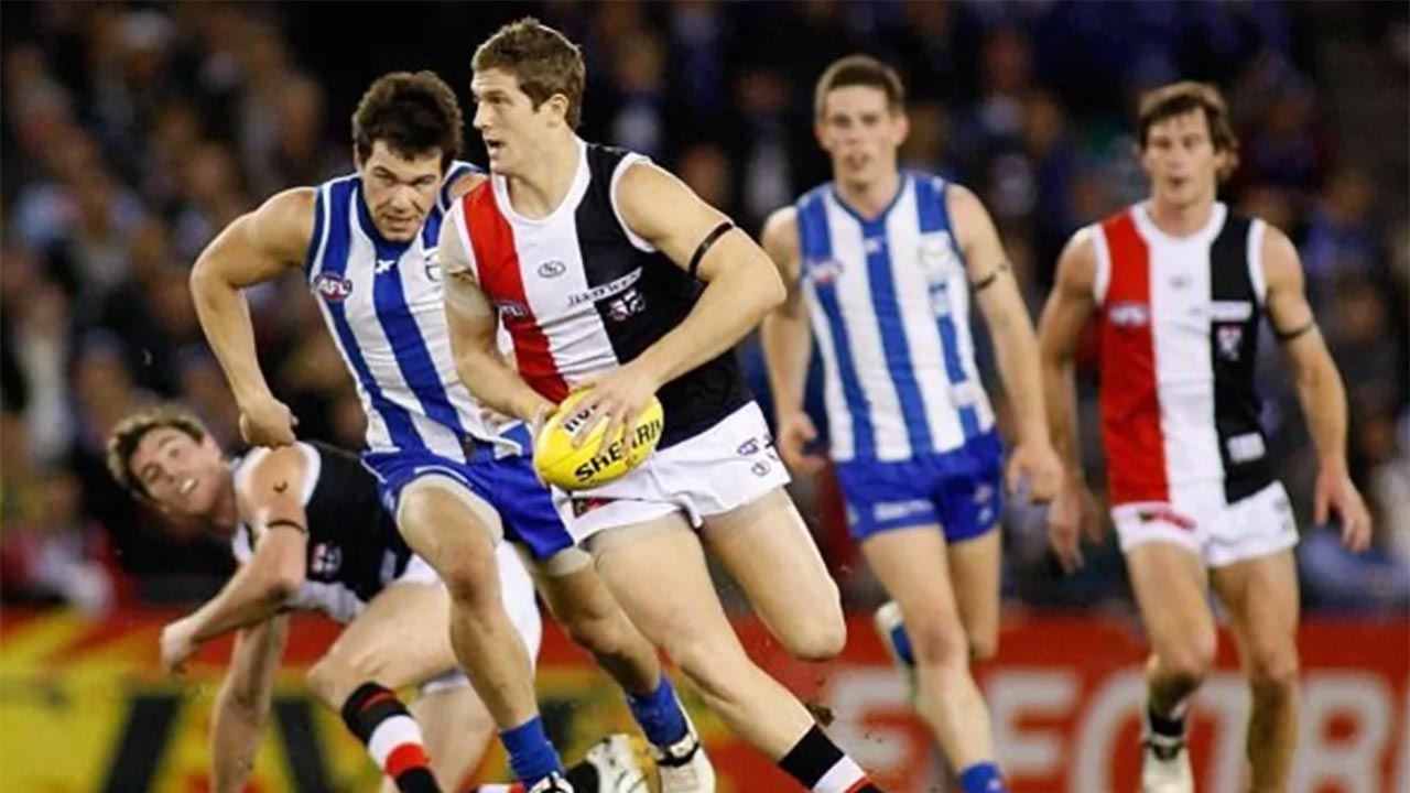 Nick Dal Santo in action for the Saints against North Melbourne