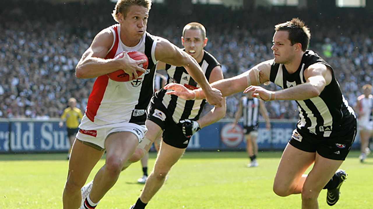 Sam Gilbert in action for St Kilda against Collingwood in the 2010 AFL Grand Final